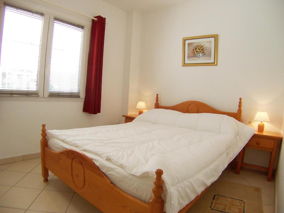 דירות נרחה Stella Maris - Sleeps 4 מראה חיצוני תמונה