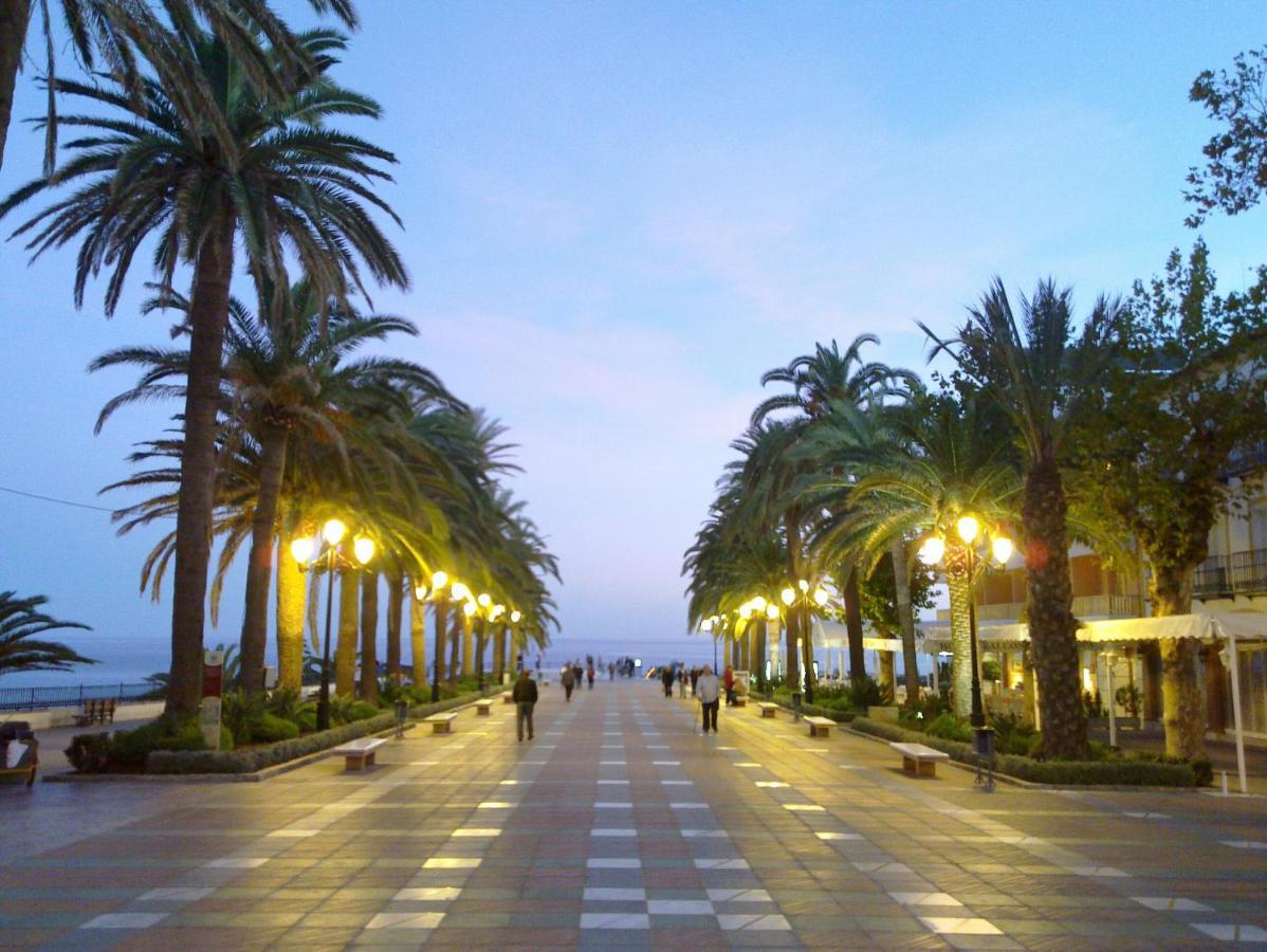 דירות נרחה Stella Maris - Sleeps 4 מראה חיצוני תמונה